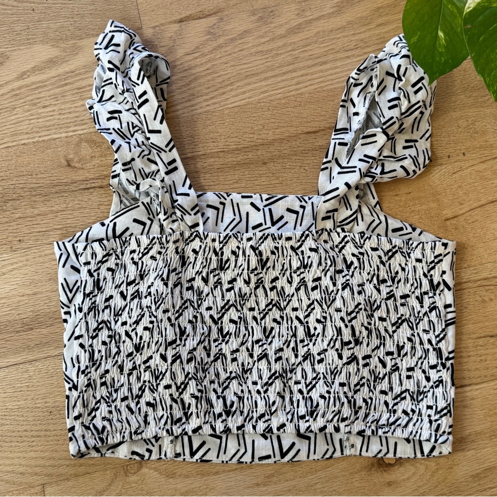 Linen Crop Top S Like New | Mud Cloth Print Black & White Geometric - Picture 4 of 9